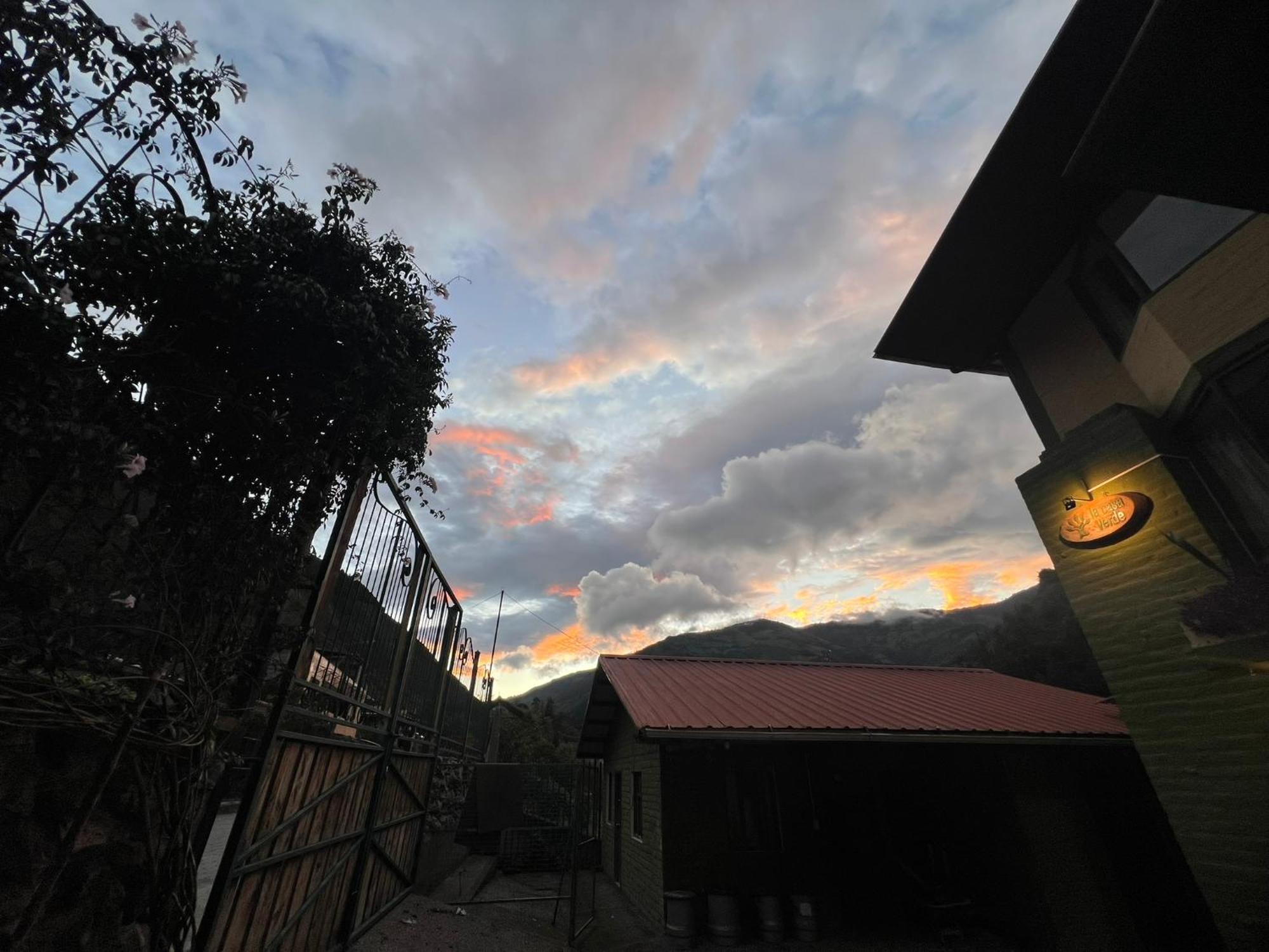 La Casa Verde Eco Guest House Baños Extérieur photo