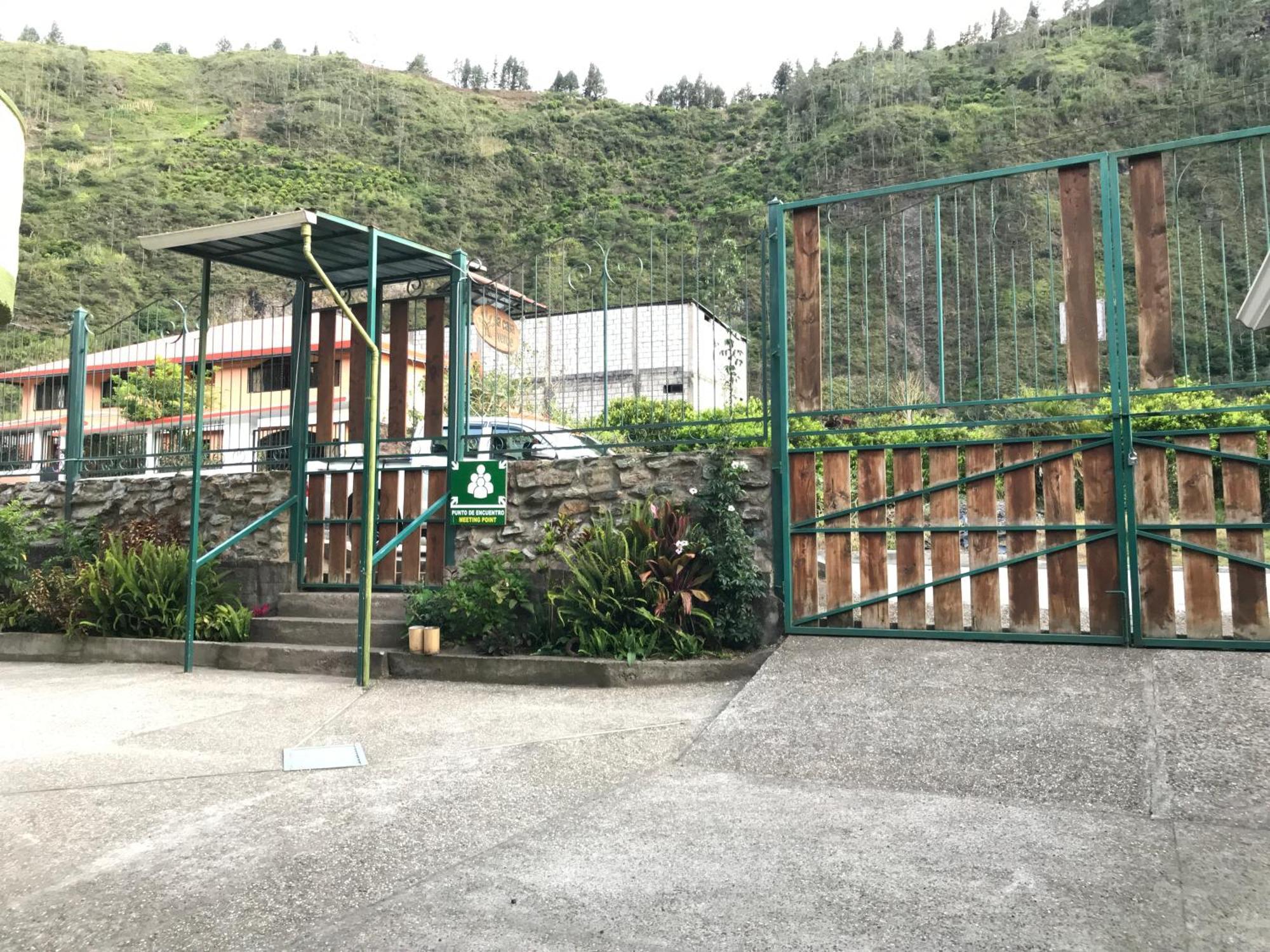 La Casa Verde Eco Guest House Baños Extérieur photo